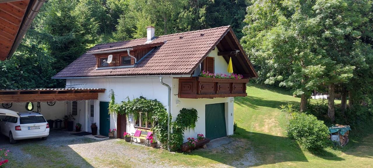 Ferienwohnung Nadine Egger Himmelberg Zewnętrze zdjęcie